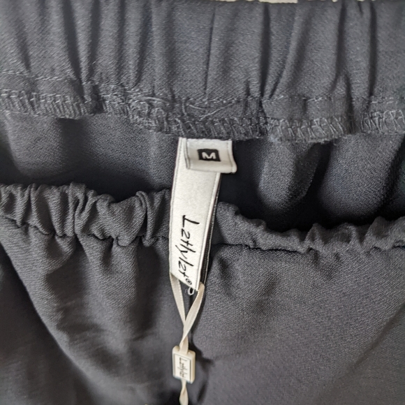 tunic trimmed top m - Picture 4 of 4